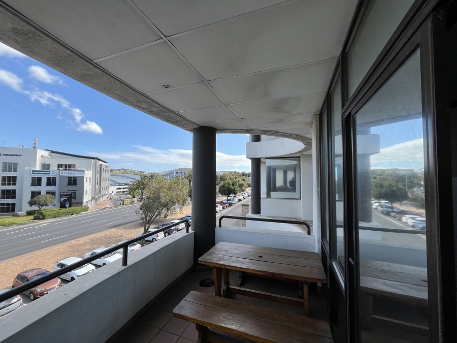 To Let commercial Property for Rent in Bo Oakdale Western Cape